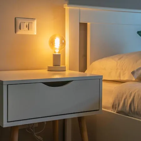 Vintage Cipro Apartment-2
